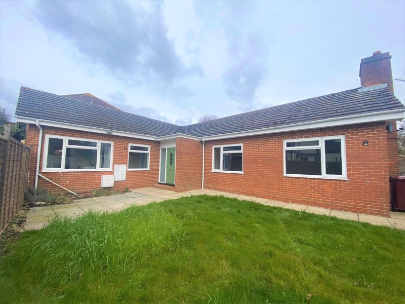 Property photo 1 of 8 Photo 8