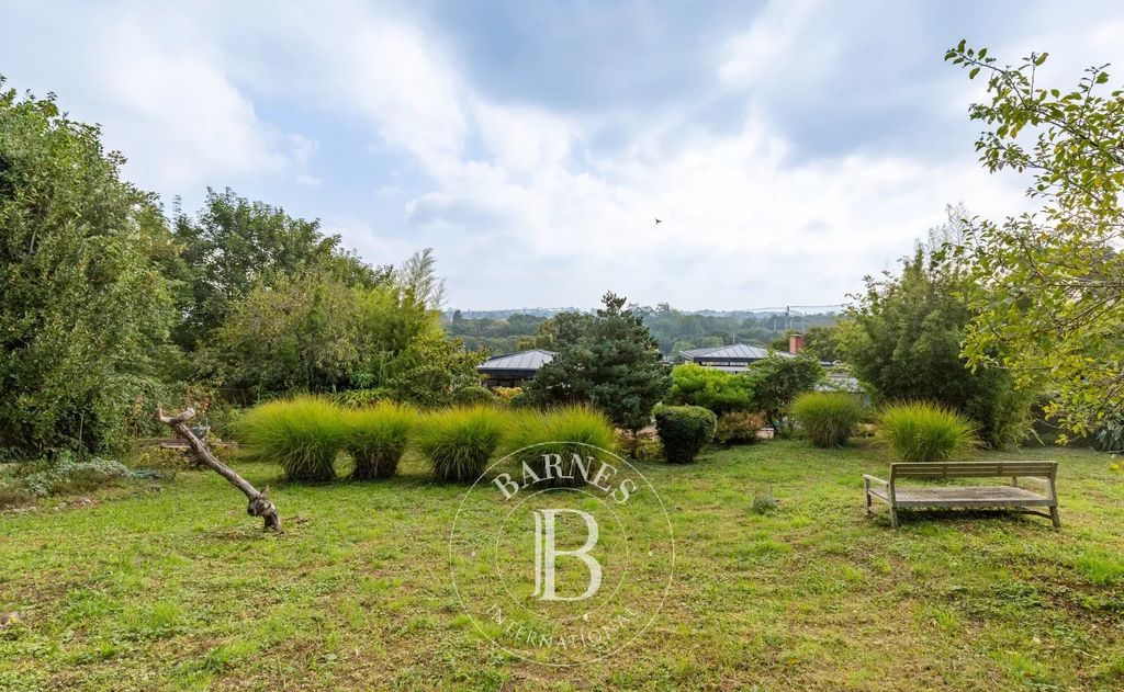 Property photo 3 of 24