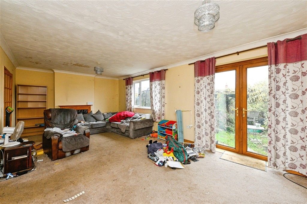 Property photo 2 of 5