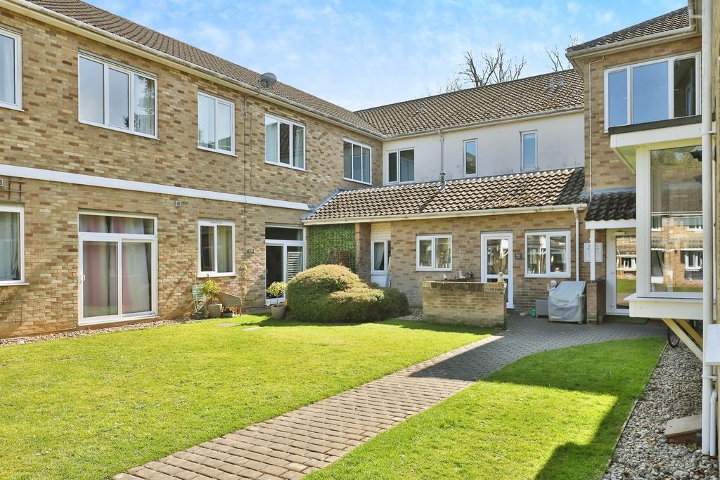 Property photo 1 of 13