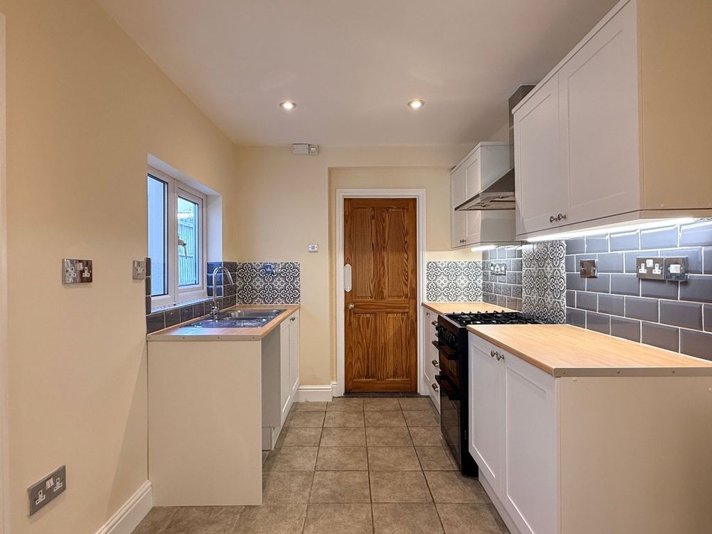 Property photo 2 of 22 Kitchen