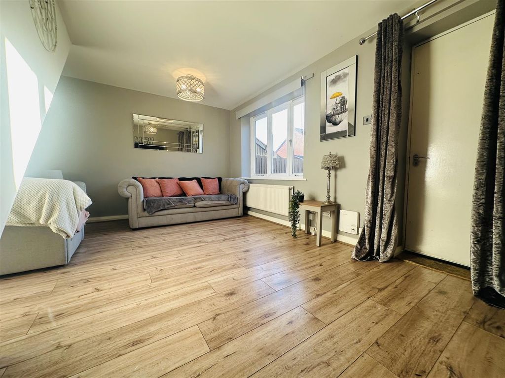 Property photo 2 of 12 Img_0697.Jpeg