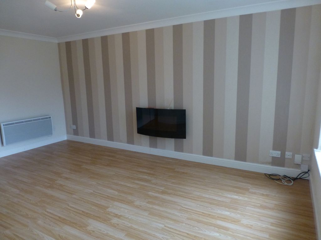 Property photo 2 of 9 Living Room