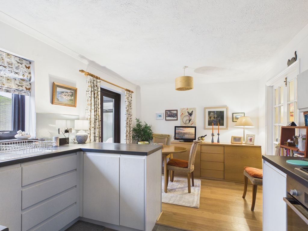 Property photo 2 of 14 Kitchen/Diner