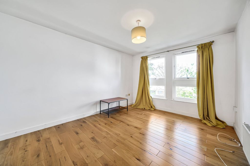 Property photo 2 of 13 Picture No. 04