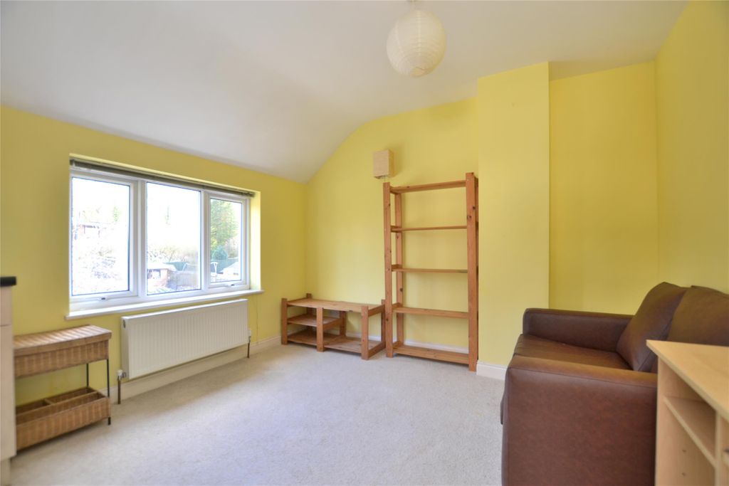 Property photo 2 of 9 Living Room