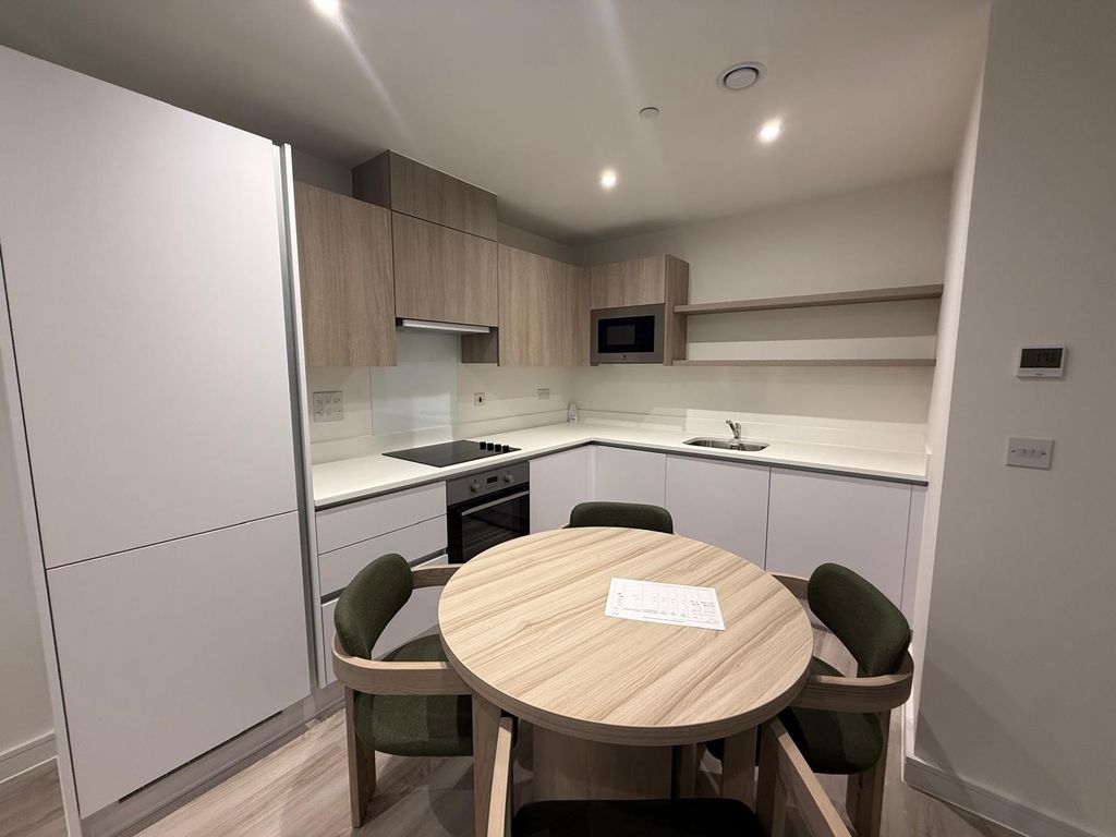 Property photo 1 of 5