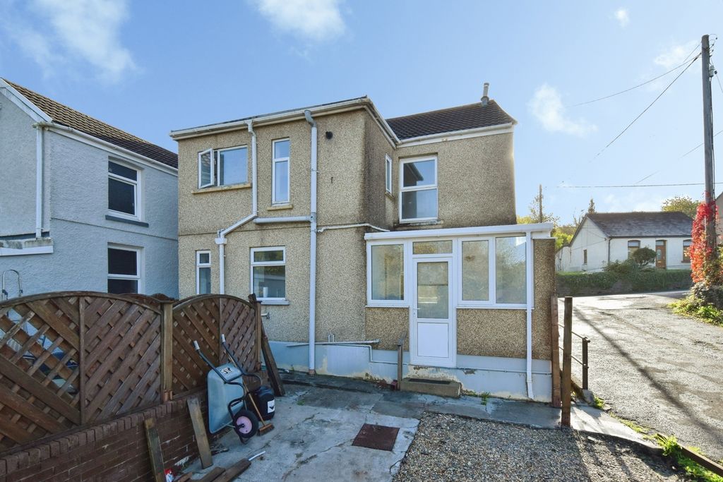 Property photo 3 of 16 Pbox-Img.Jpg