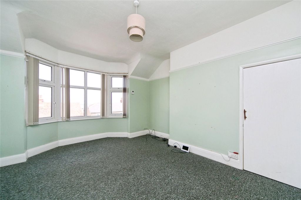 Property photo 2 of 17 Picture No. 03