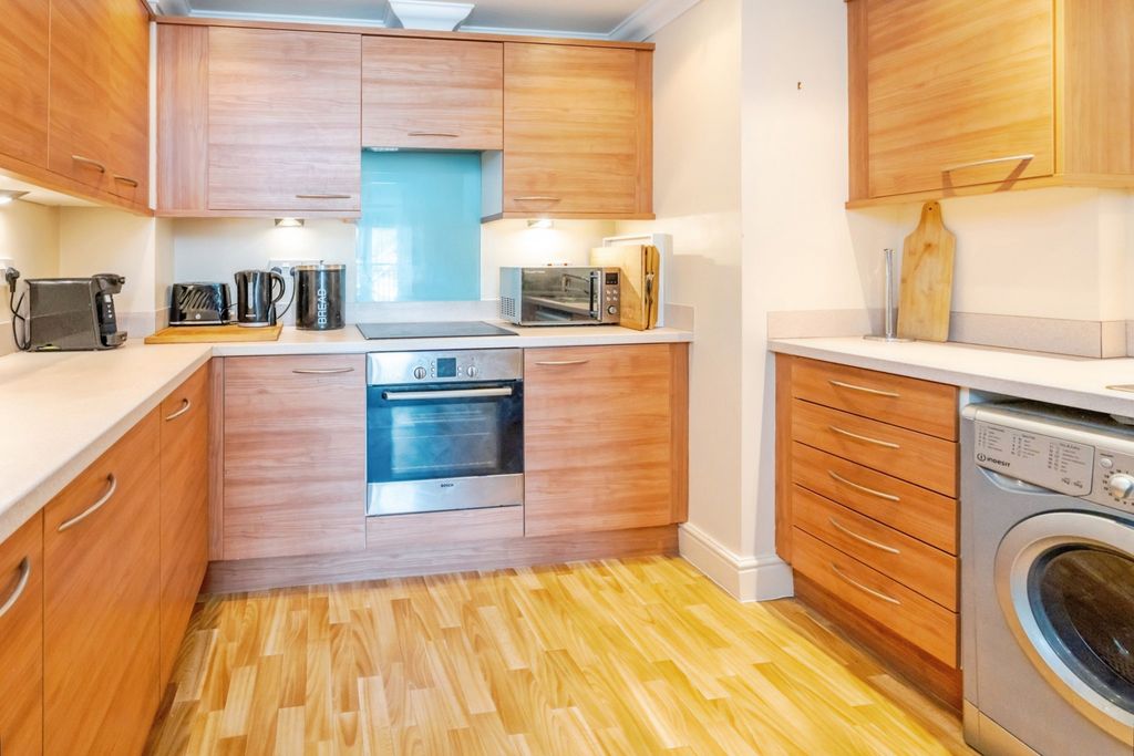 Property photo 3 of 12 Pbox-Img.Jpg