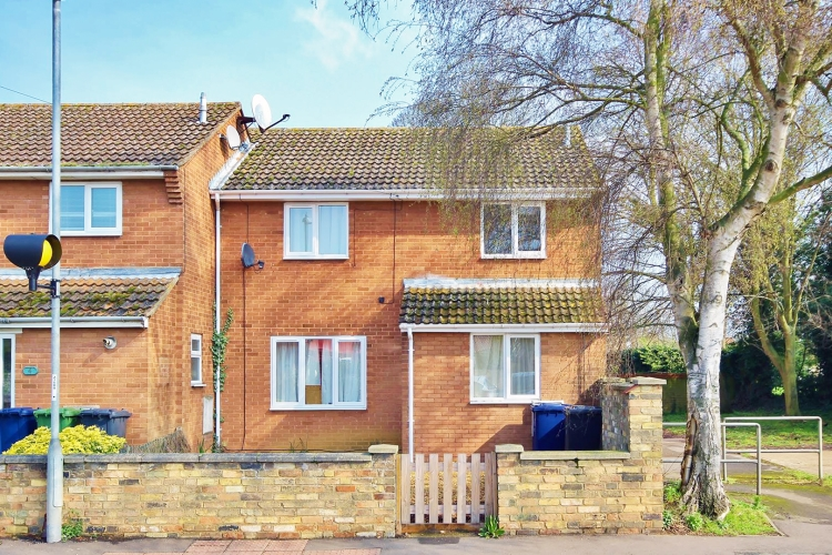 Property photo 1 of 9