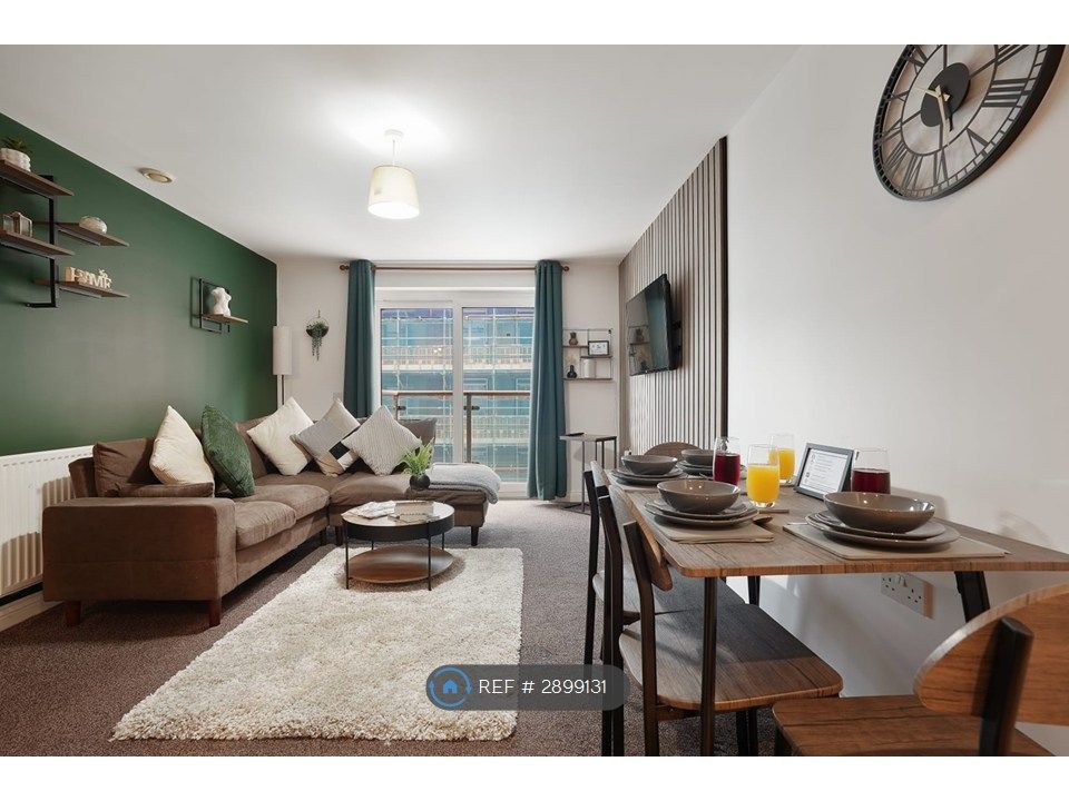 Property photo 1 of 10 Living Or Reception Room