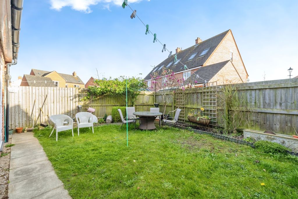 Property photo 2 of 4