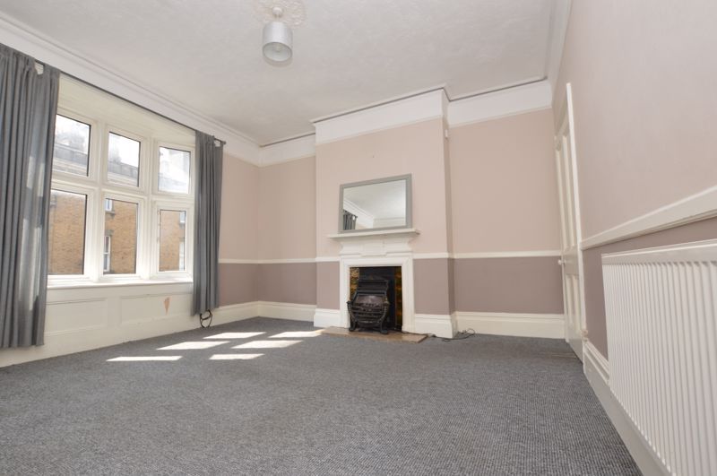Property photo 1 of 8 Living Room