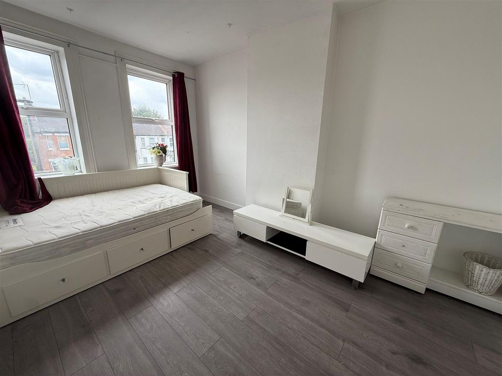 Property photo 2 of 5 3.Jpg