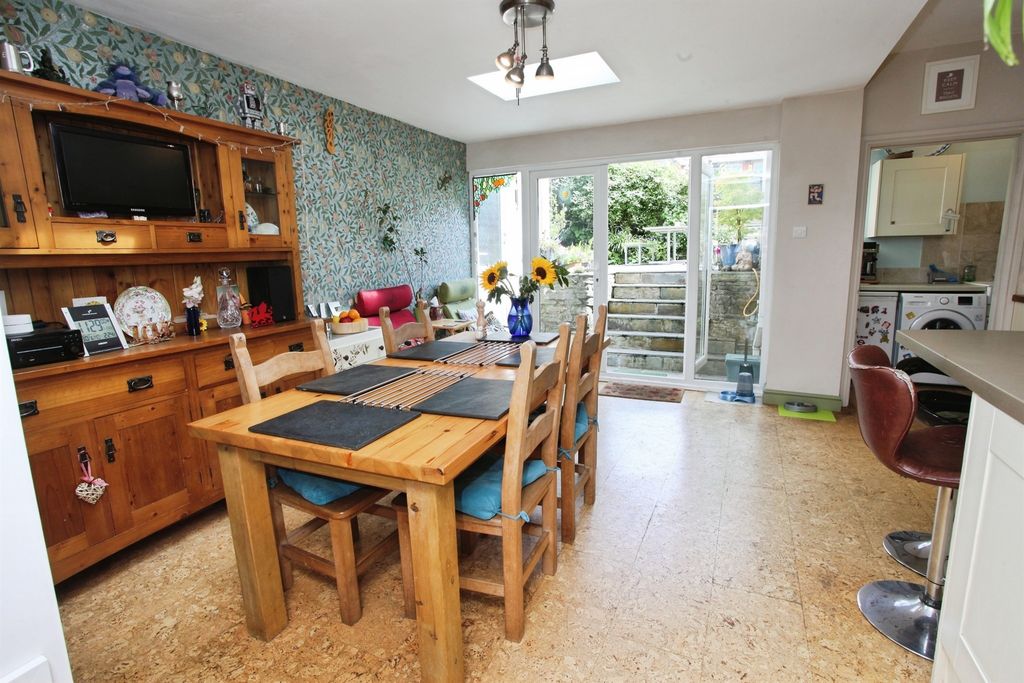 Additional image 12 of 5 bed detached house for saleCommercial Street, Nelson, Treharris CF46