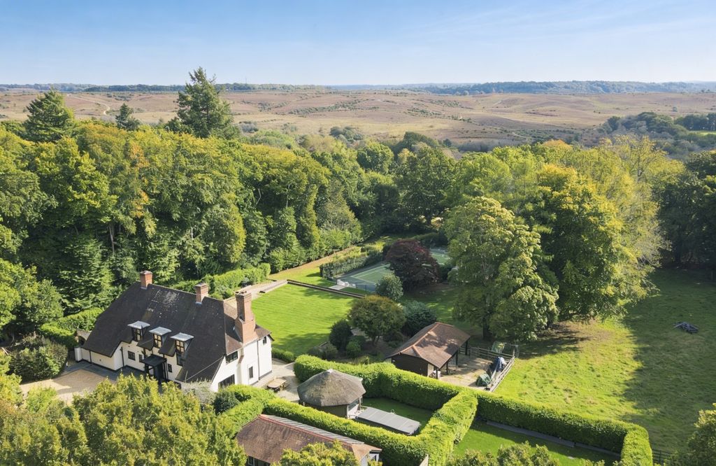 Property photo 1 of 52 5 Bedroom Country Home For Sale