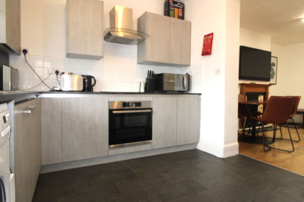 Property photo 3 of 14 Gallery