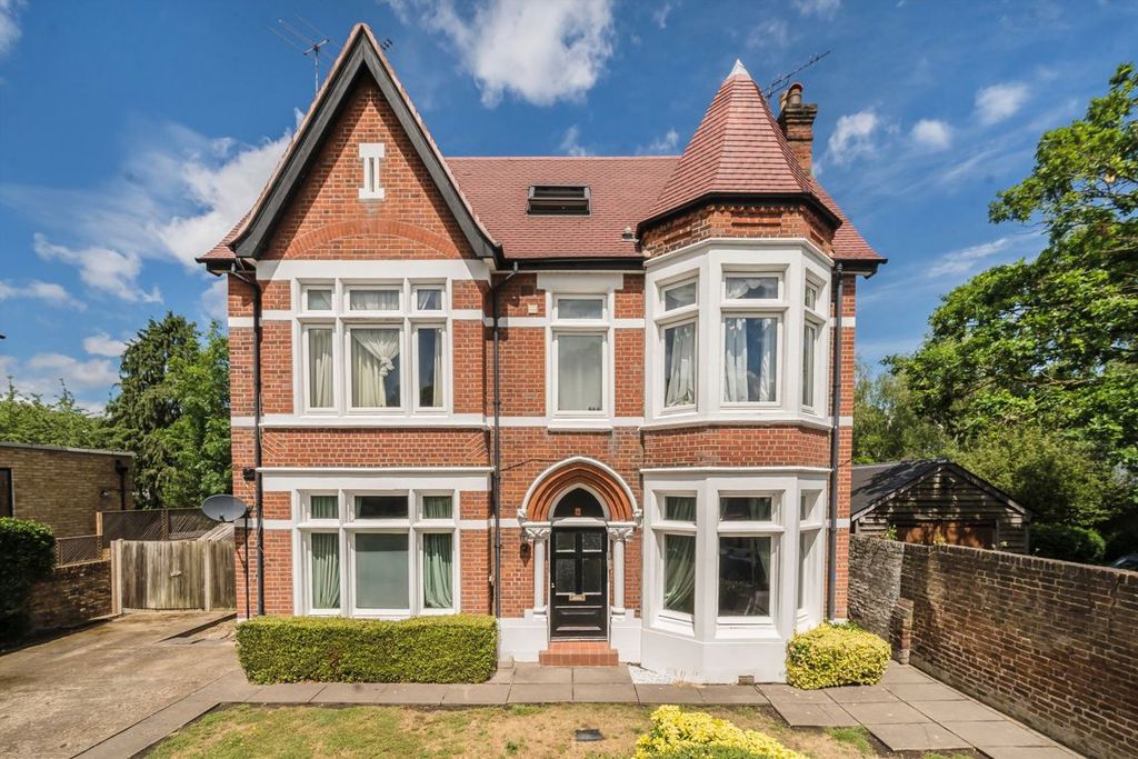 Property photo 1 of 7