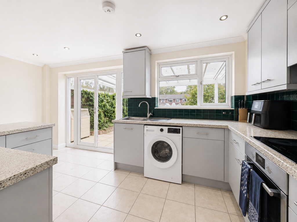 Property photo 2 of 10 Ai Kitchen Shot 2