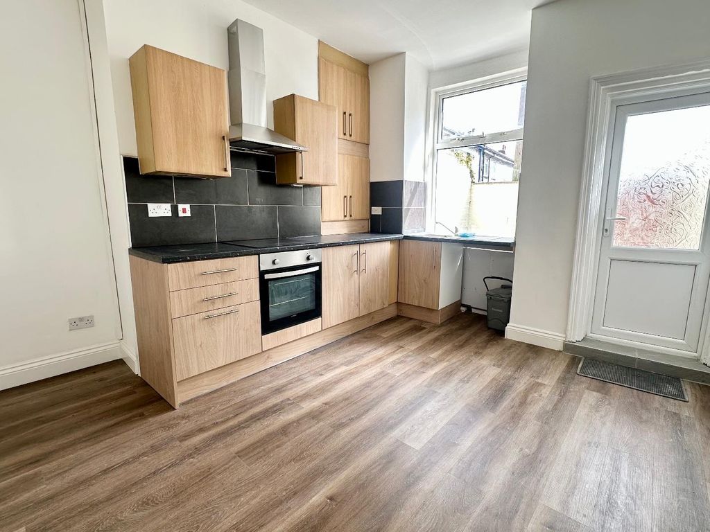 Property photo 3 of 7 Img_8096.Jpeg