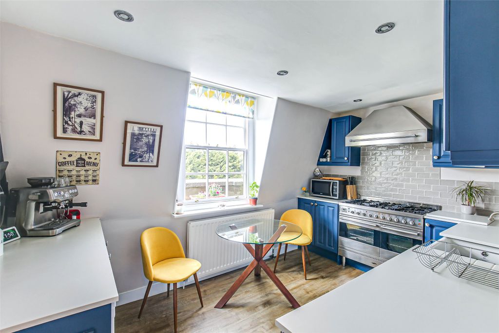 Property photo 2 of 9 Picture No. 04