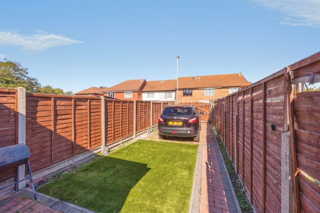Property photo 2 of 16
