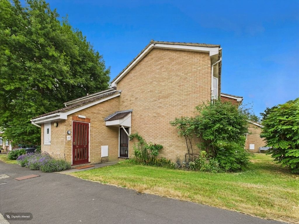 Property photo 1 of 11 5698571