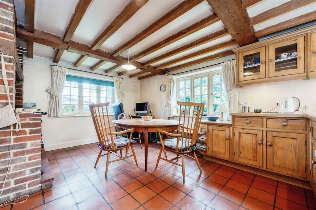 Property photo 2 of 19