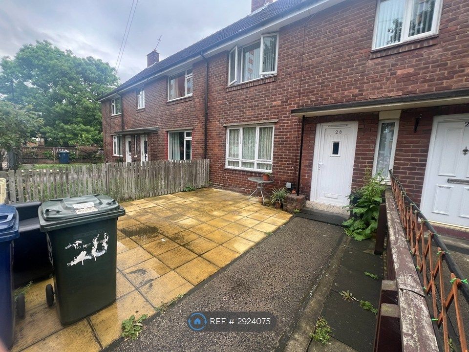 Property photo 2 of 10