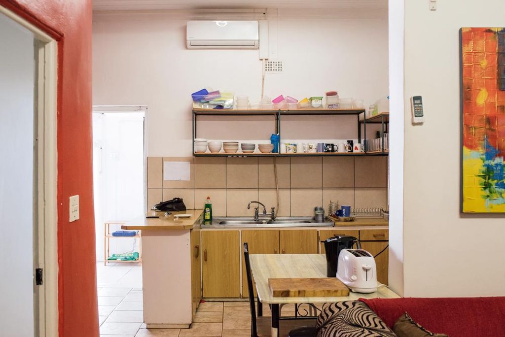 Property photo 3 of 10 St1376350