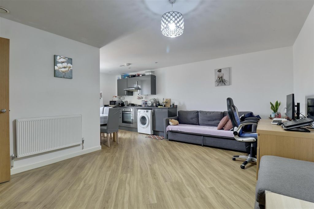 Property photo 1 of 7 2Wht3_Qqdko1Lm9Vkw-Mqg.Jpg