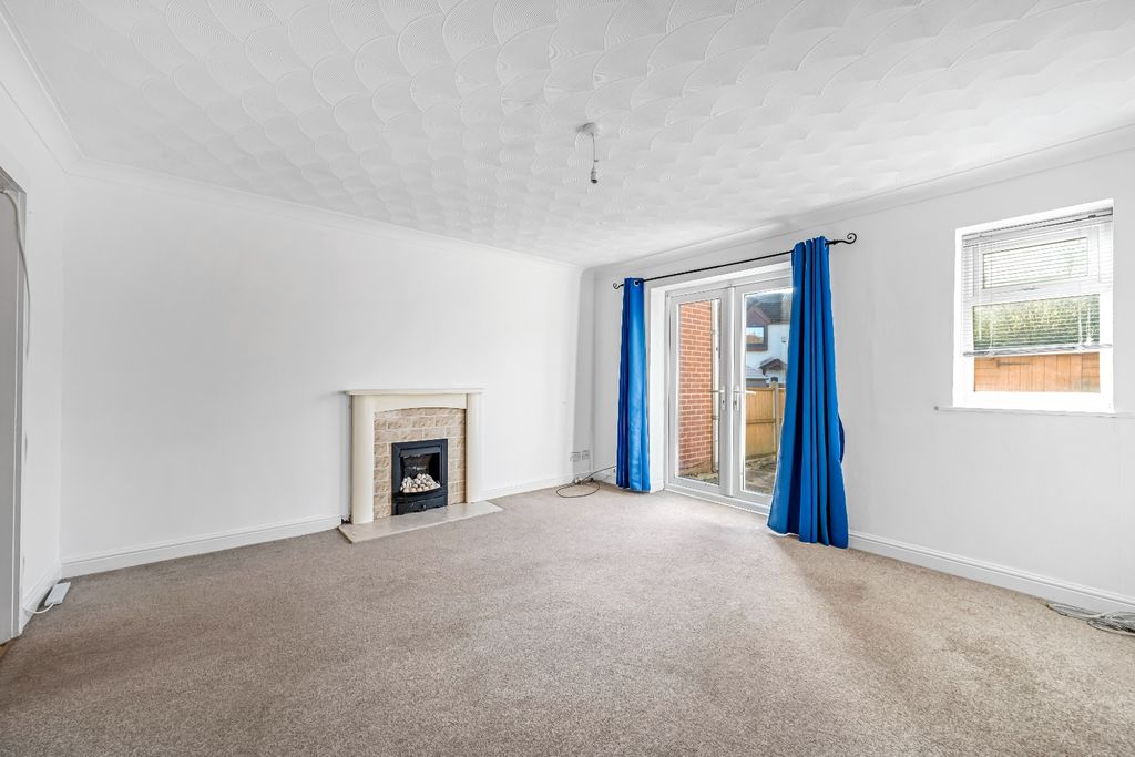 Property photo 2 of 10 4556834