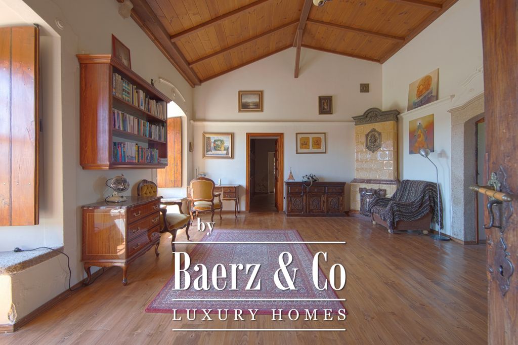 Property photo 3 of 33