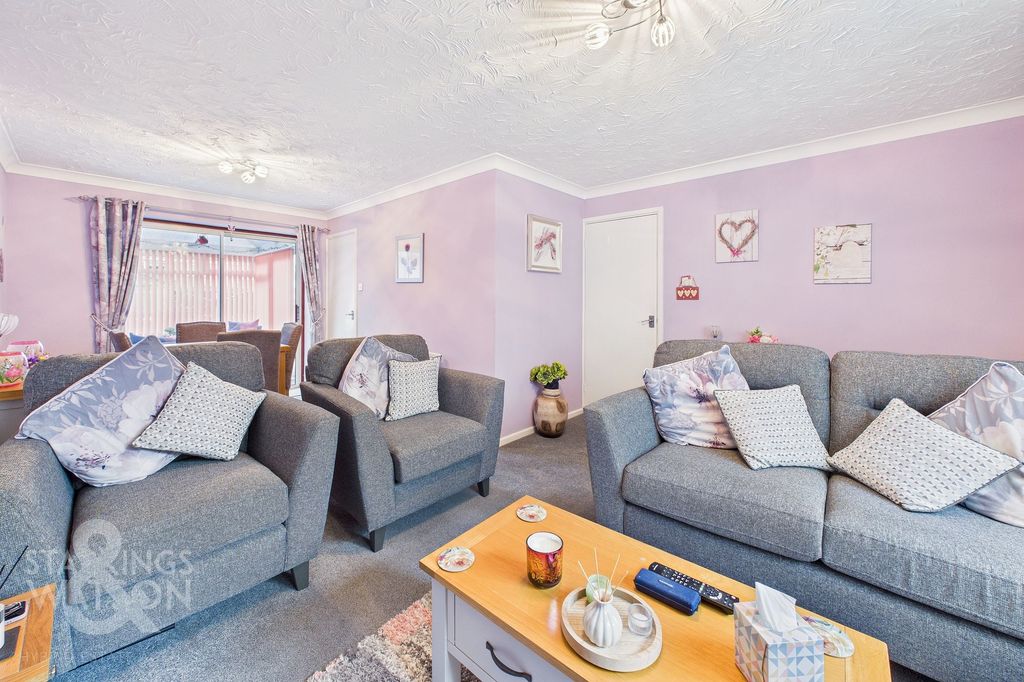 Property photo 1 of 21