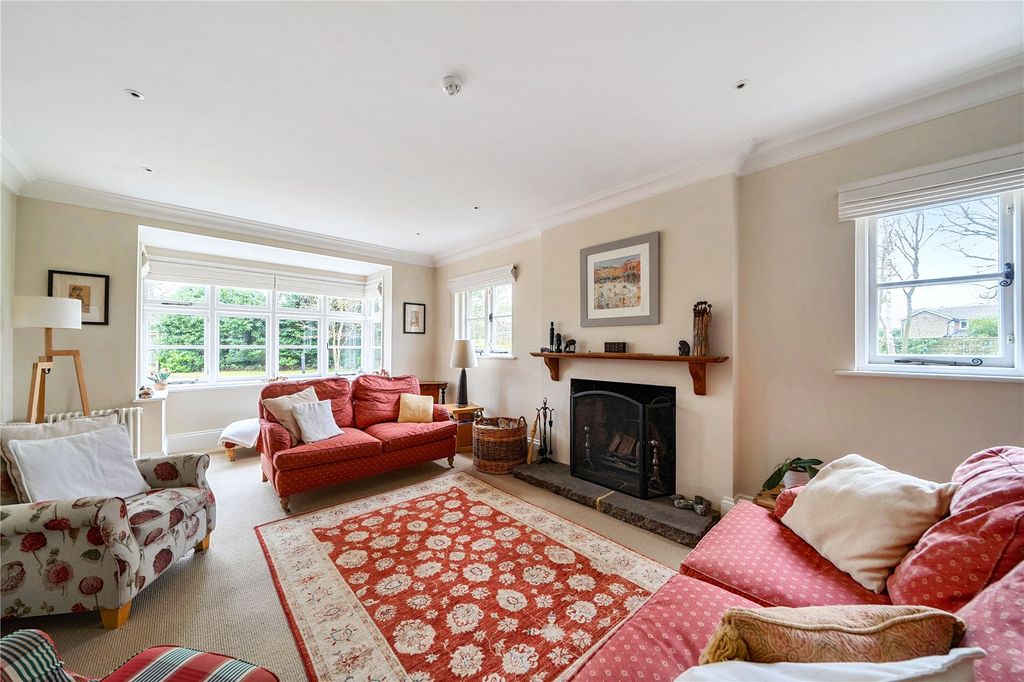 Property photo 2 of 29 Picture No. 38