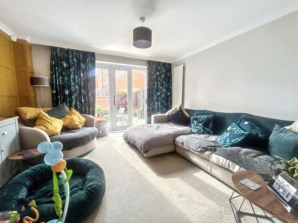 Property photo 2 of 15