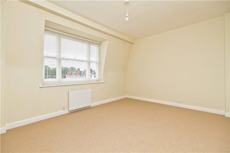 Property photo 3 of 7 Picture No. 01