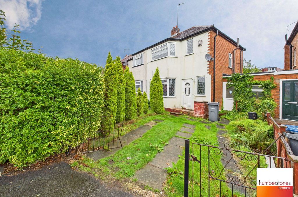 Property photo 1 of 13
