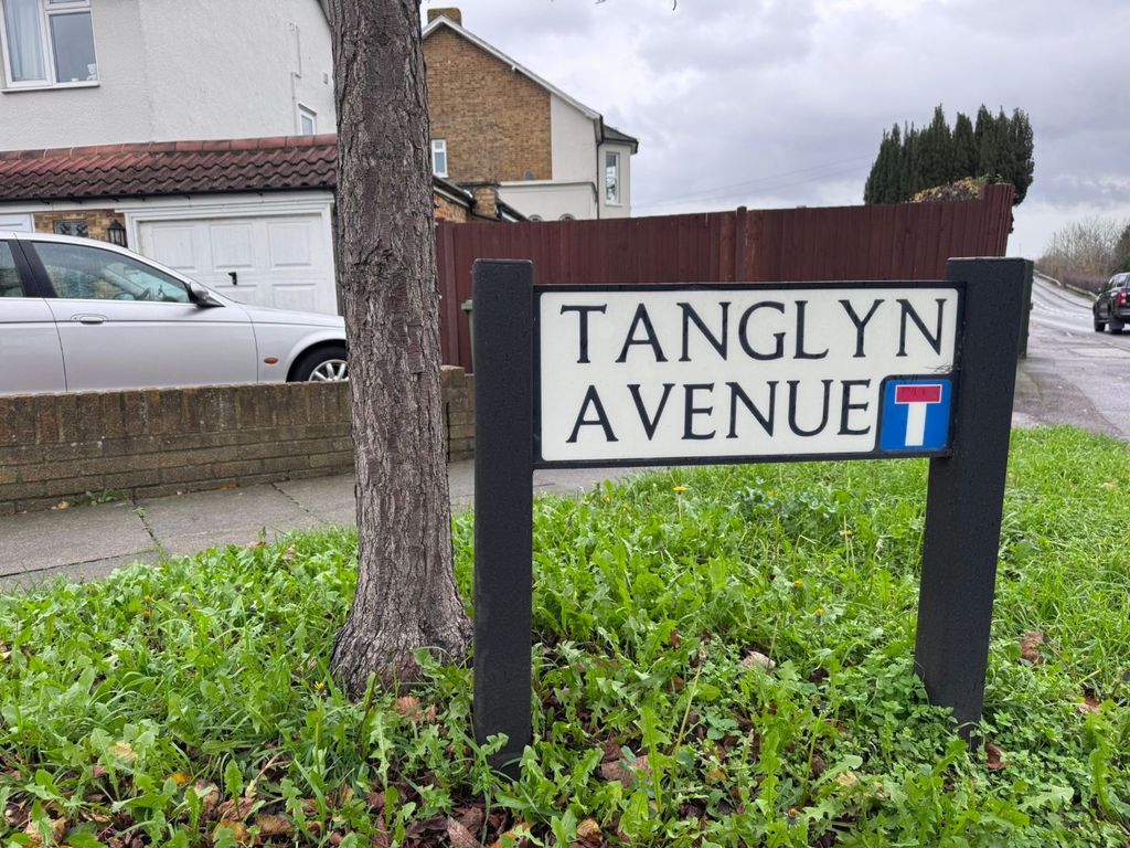 Property photo 2 of 2 2144692