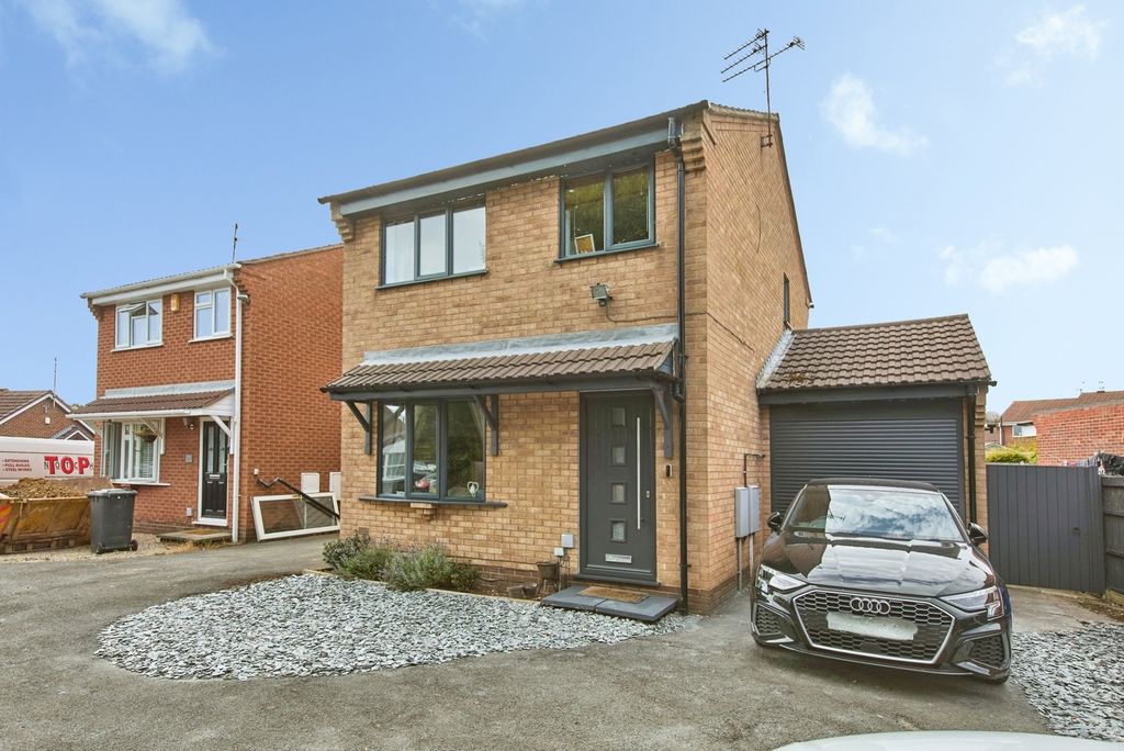Property photo 1 of 18 Pbox-Img.Jpg