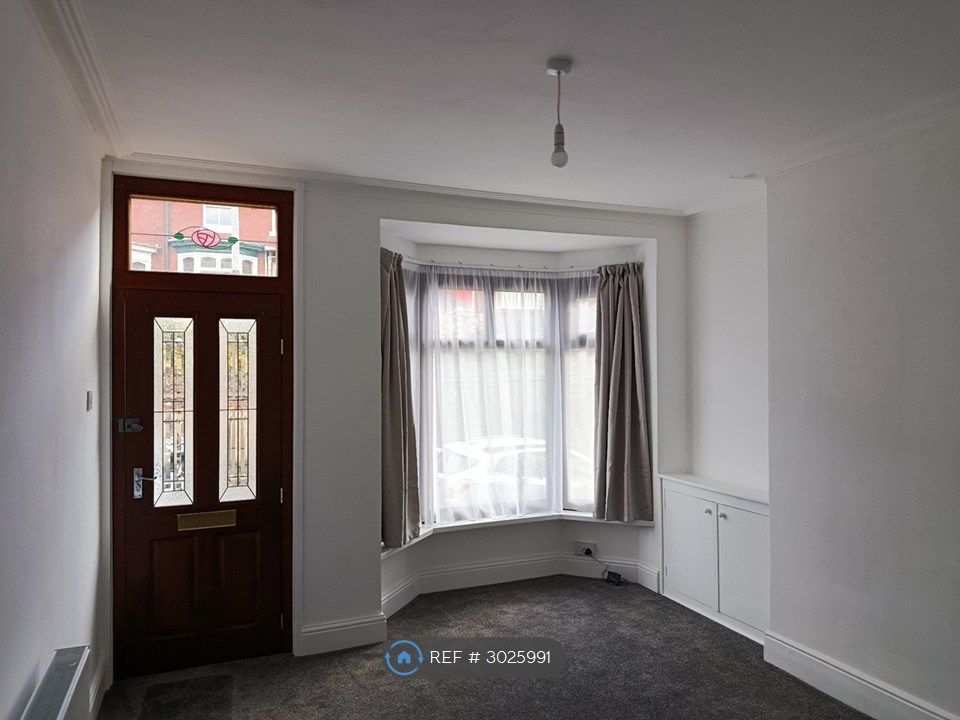 Property photo 2 of 21 Front Reception Room