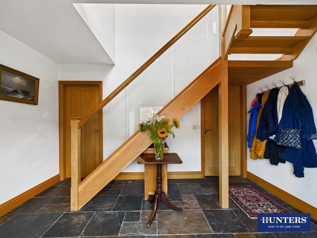 Property photo 2 of 31 Hallway
