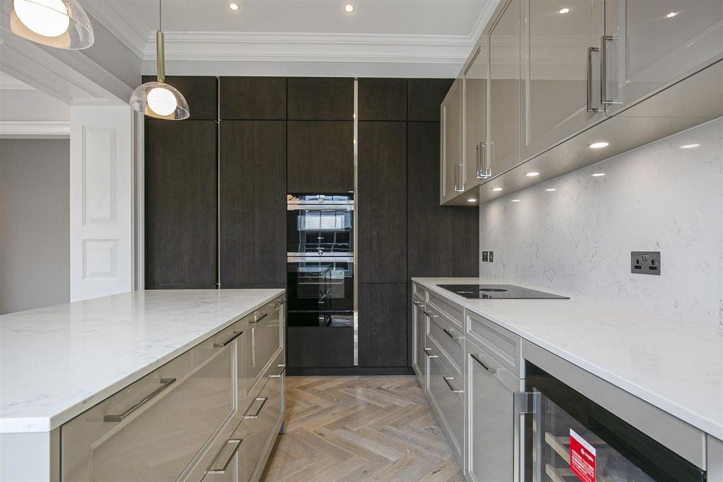 Property photo 3 of 24 S25C935012 1.Jpg