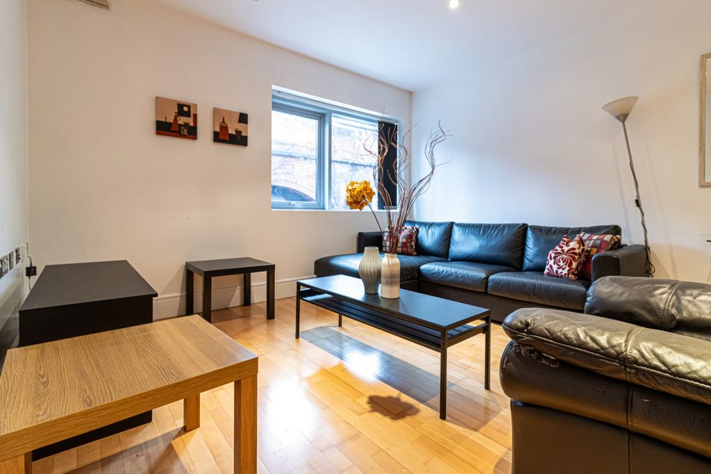 Property photo 3 of 8 Picture No. 27