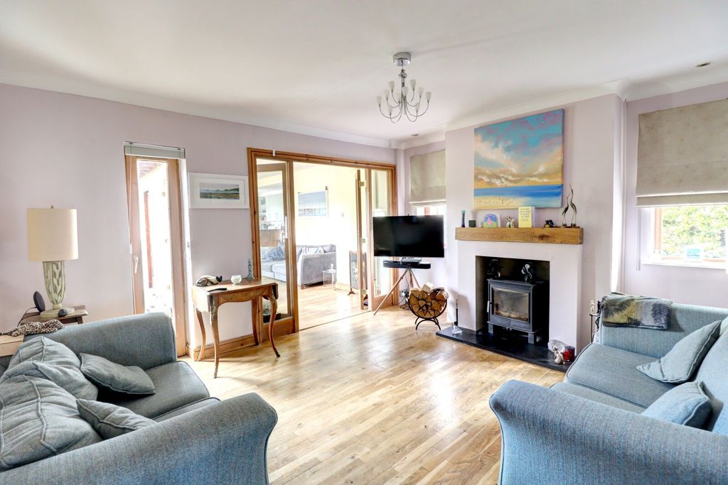 Property photo 2 of 13 Picture No. 04