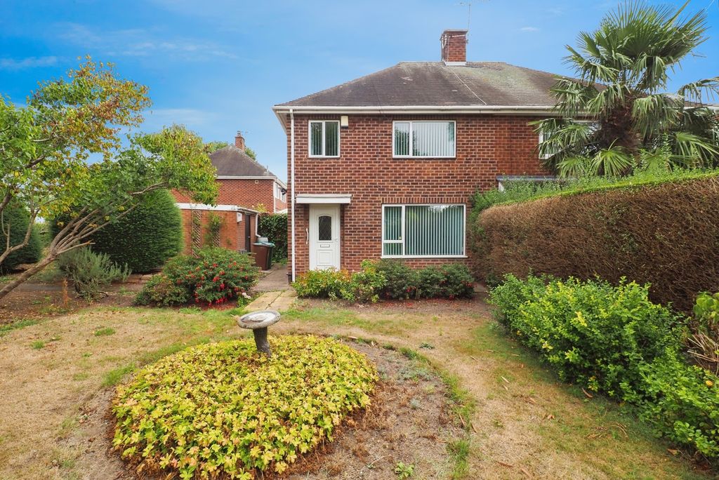 Property photo 1 of 17 Front