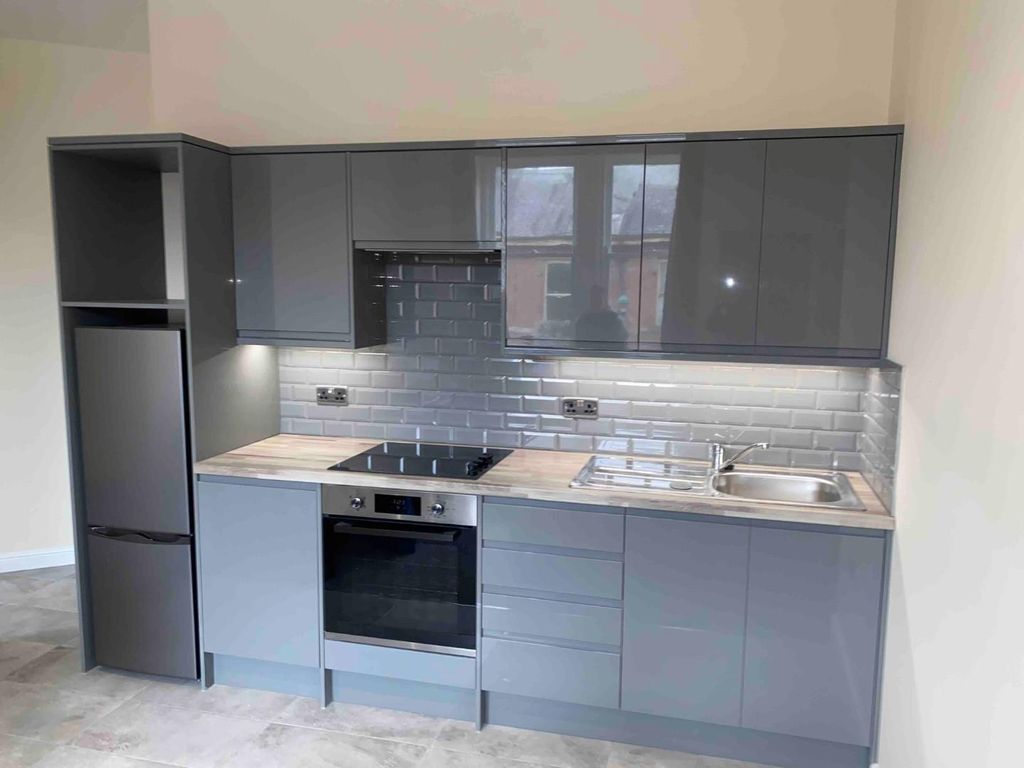 Property photo 2 of 9 Kitchen.Jpg