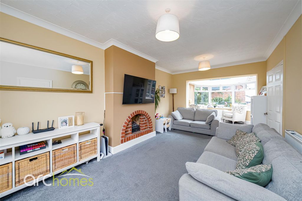 Property photo 2 of 26 Manchester-4.Jpg