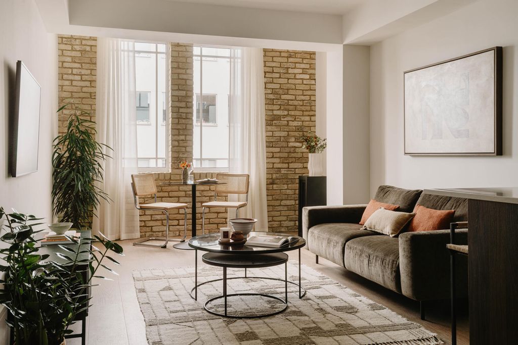 Property photo 1 of 12 Adam Firman_Leufroy_Fulham Road_Apartment 5+6_Web-